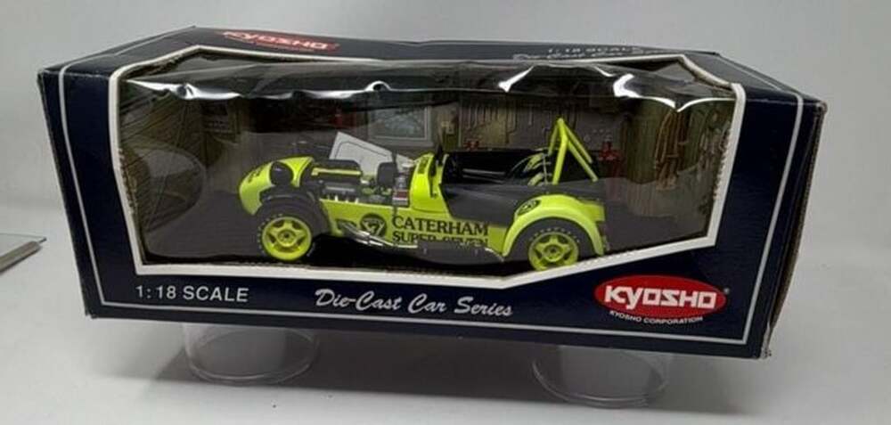 Kyosho 1:18 Scale Caterham Super Seven JPE Die-Cast Car Series